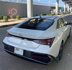 هیوندای ئەلەنترا